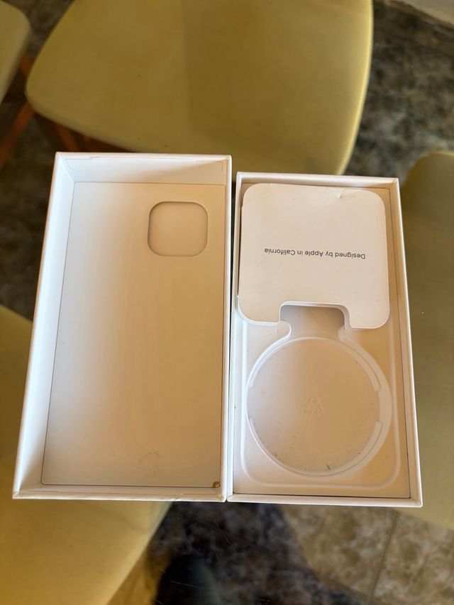 iPhone 13 mini 128GB con custodia e scatola