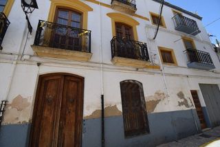 Casa en venta en Montefrío