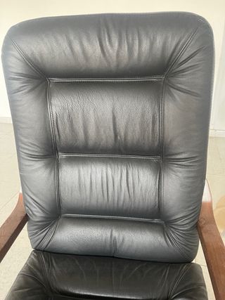 Silla de despacho piel y madera