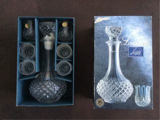 Juego de licor de cristal tallado