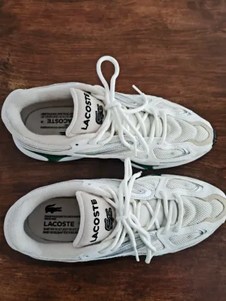 Scarpe Lacoste bianche e verdi