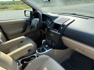 Land Rover Freelander 2009. 4x4