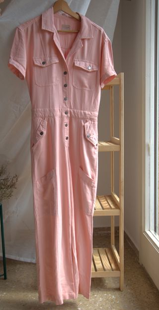 Mono Guess Rosa Nuevo Sin Uso