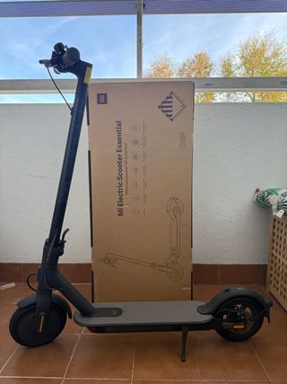 Patinete Xiaomi Mi Electric Scooter Essential