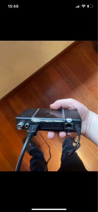 Televisión Sharp Roja