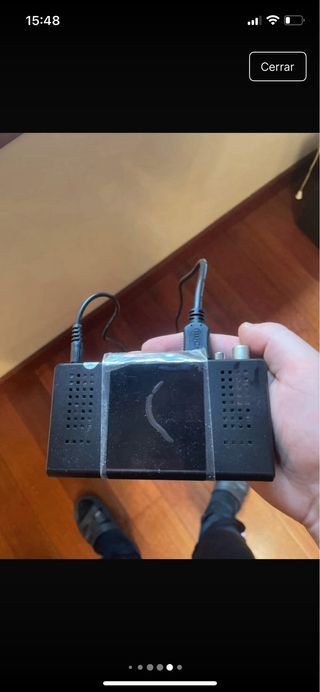 Televisión Sharp Roja