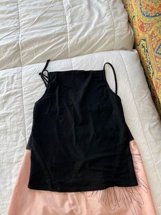 Falda DKNY y Top Pennyblack