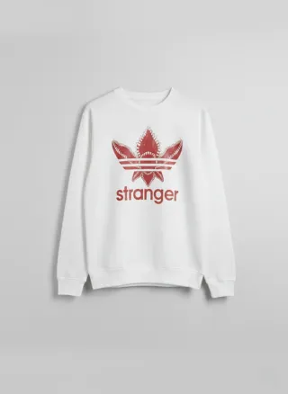 Sudadera Adidas Logo Stranger Things Blanca. Varia