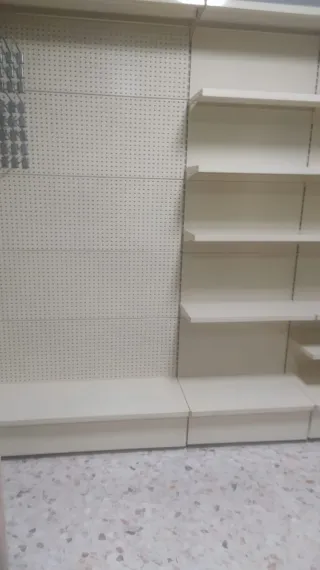 Estanterías para negocio