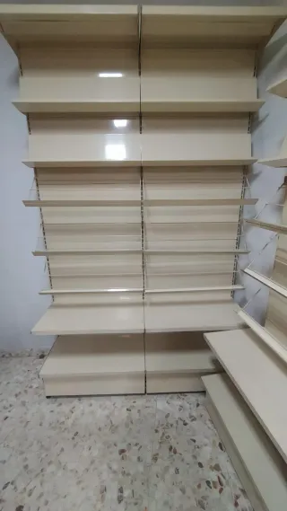 Estanterías para negocio