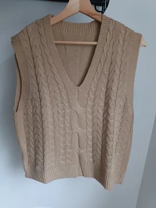 Chaleco de punto beige