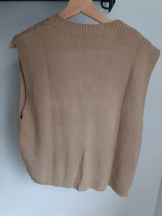 Chaleco de punto beige