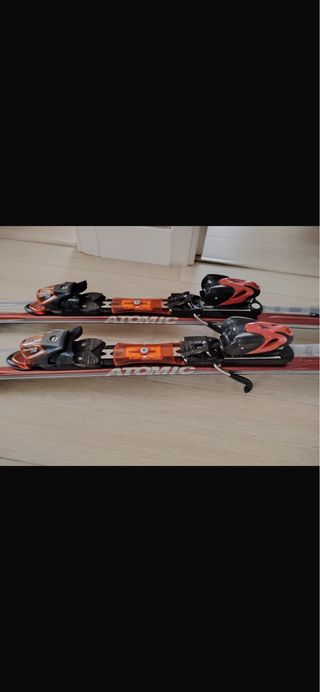 Esquís ATOMIC 1,73m