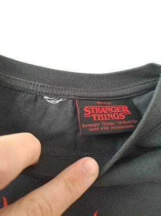 Camiseta Stranger Things