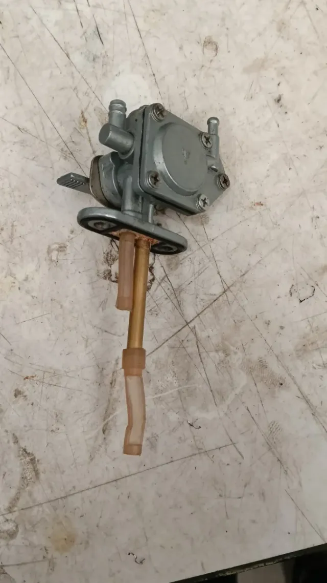 Faro Yamaha XJ 600cc