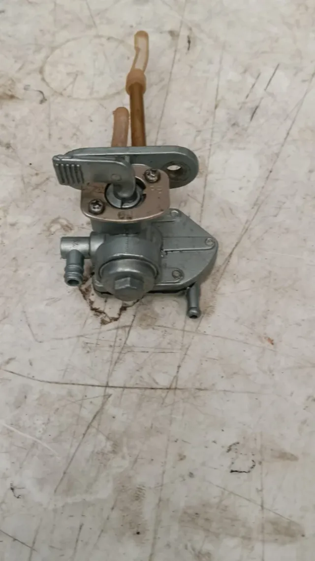 Faro Yamaha XJ 600cc