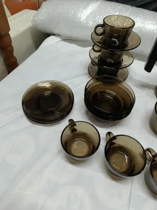 Juego de Vasos, Tazas, Cuencos y Jarra Verecco
