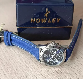 Reloj Nowley juvenil azul y plateado. nuevo