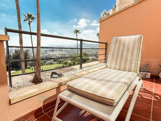 Piso en alquiler en Los Naranjos - Las Brisas en Marbella