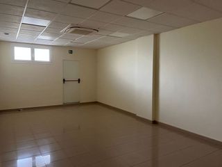 Local comercial en alquiler en Cascajos - Piqueras en Logroño