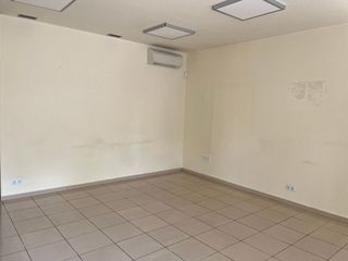 Local comercial en alquiler en Cascajos - Piqueras en Logroño