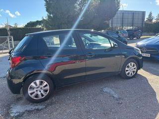 Toyota Yaris Hibrido ECO