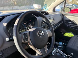 Toyota Yaris Hibrido ECO