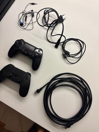 PS4 (PlayStation 4) Negra