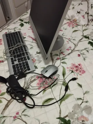 Computador Lenovo com câmara incorporada