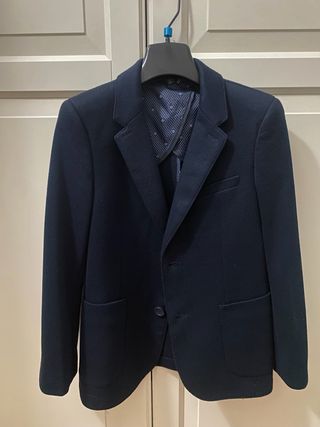 Chaqueta de vestir azul para niño. Talla 7-8