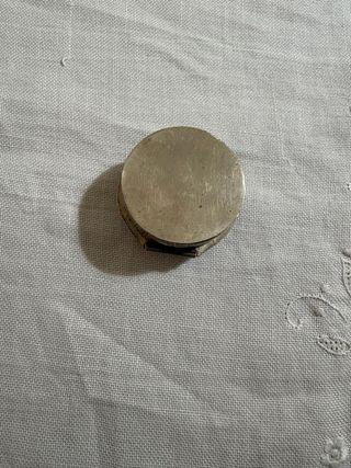 Piccola scatola portapillole tonda vintage peltro
