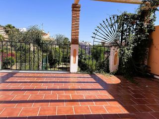 Casa adosada en venta en Riviera del Sol en Mijas