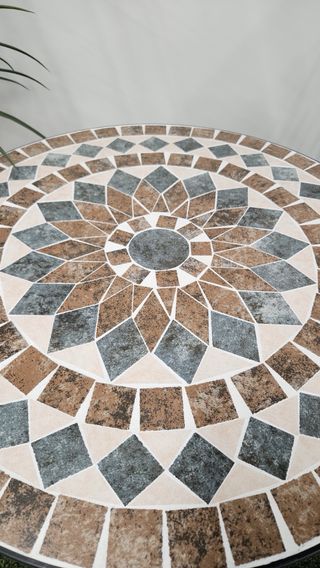 Precioso conjunto sillas y mesa forja y cerámica