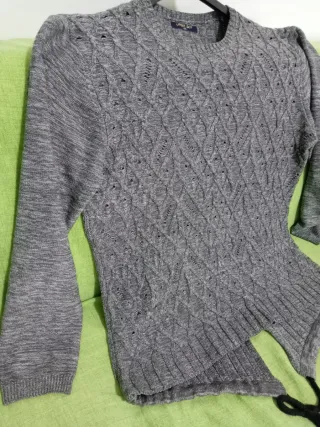 Maglione oversize traforato grigio