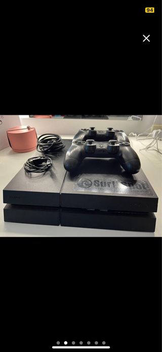 Play Station 4 + 2 mandos