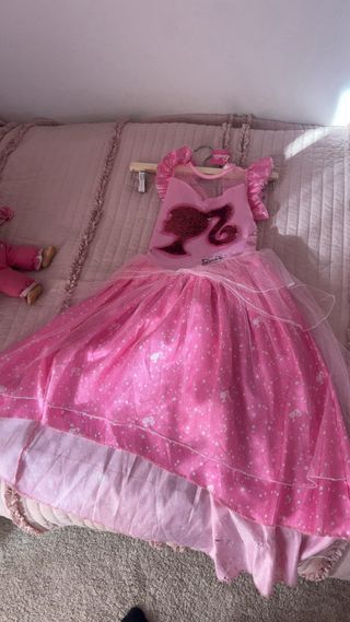 Vestido Barbie rosa lentejuelas niña