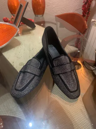 Zapatos planos con pedrería