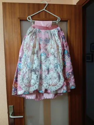 Traje Fallera con Manteletas y Capota