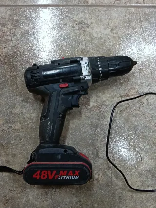 Taladro a batería 48V MAX