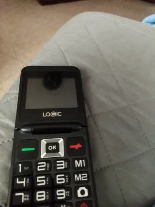 Teléfono QUOO azul nuevo