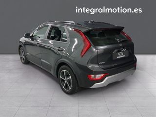 Kia Niro 1.6 GDi HEV 104kW (141CV) Concept