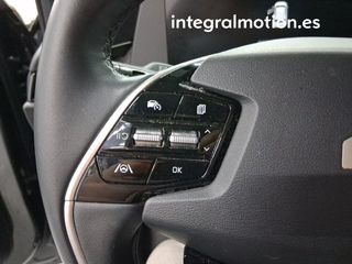 Kia Niro 1.6 GDi HEV 104kW (141CV) Concept