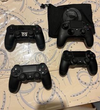 Ps4 500gb + 2 mandos + 15 juegos