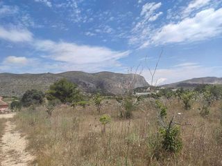 Terreno en venta en Teulada Pueblo en Teulada