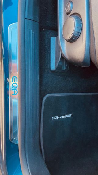 Mercedes-Benz EQA 250 AMG