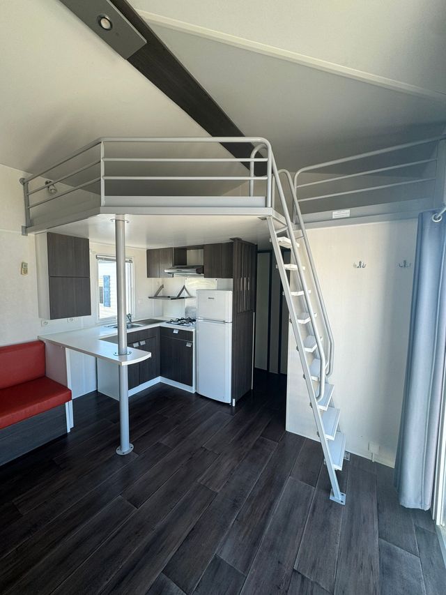 Mobil home/casa prefabricada con zona alta