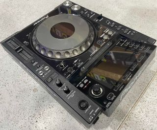 Pioneer CDJ-2000 Nexus + DeckSaver (005480)