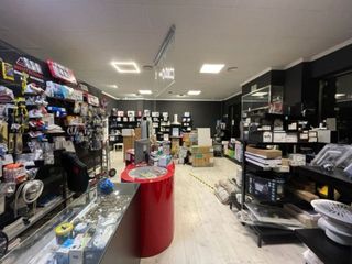 Local comercial en venta en Renfe - Bulevar 1º y 2º Fase en Jaén