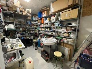 Local comercial en venta en Renfe - Bulevar 1º y 2º Fase en Jaén