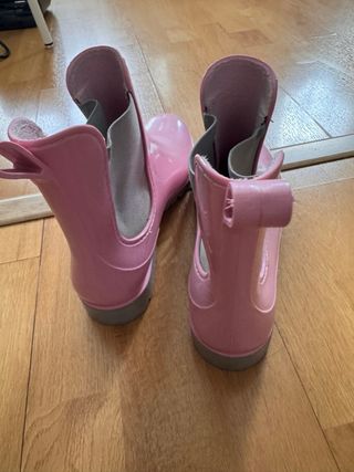 Botas de agua rosas